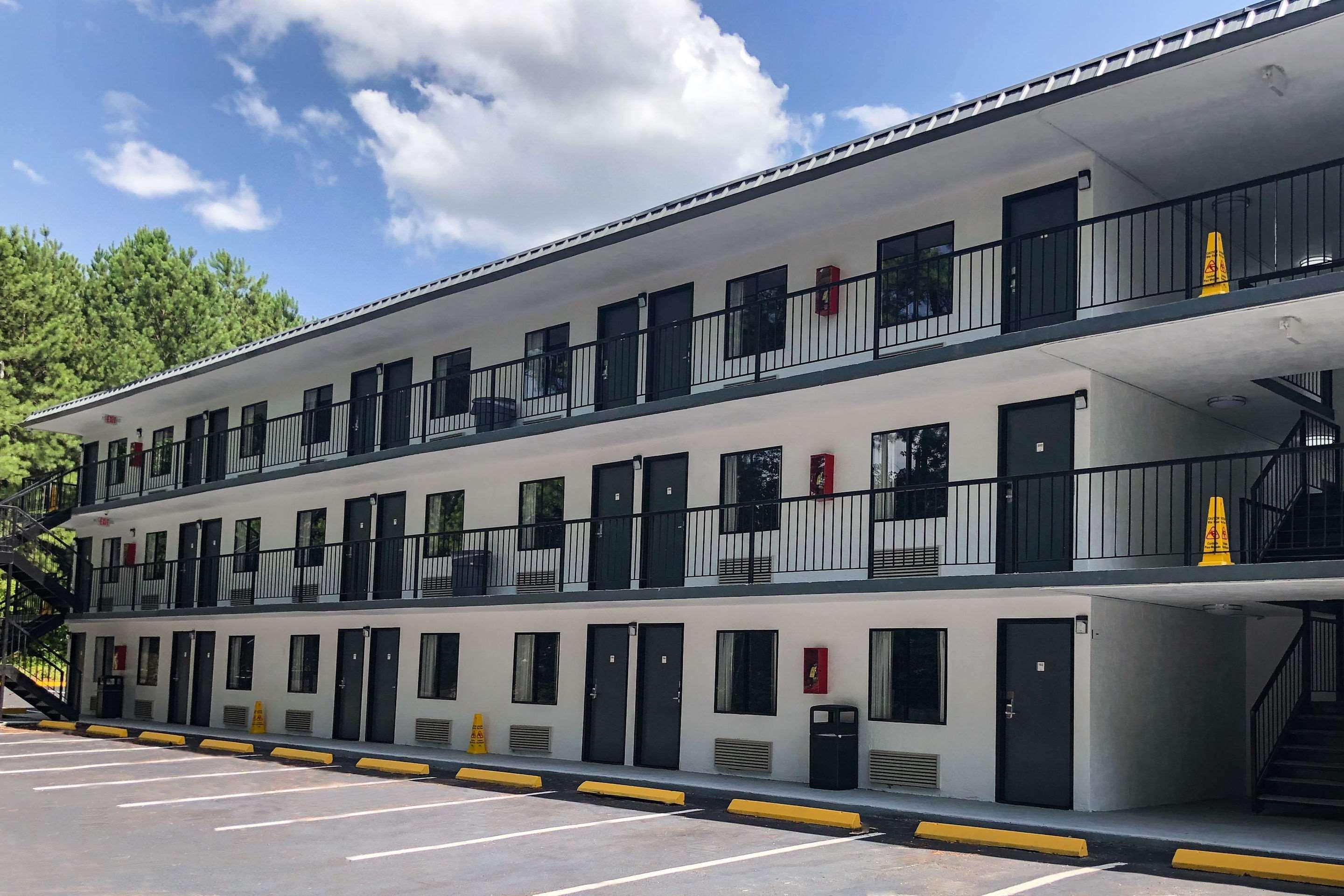 Econo Lodge Lithonia Esterno foto